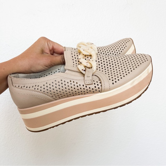 Dolce Vita Jhenee Perforated Sneakers Size 10 - Picture 2 of 9